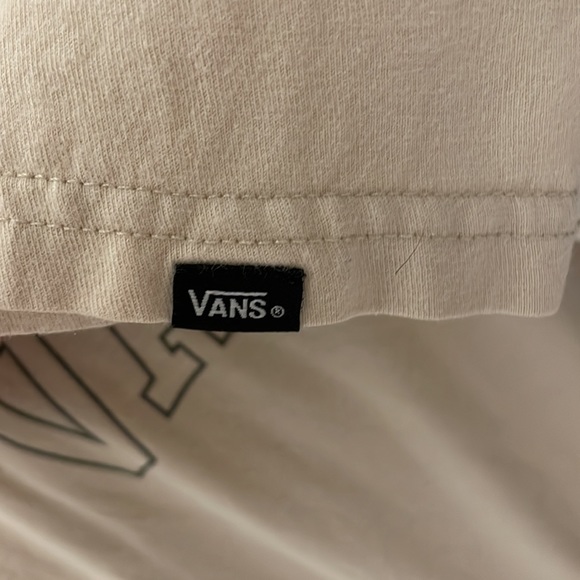 Van's Classic Fit rose embroidered tee / Size: Large - Picture 4 of 4